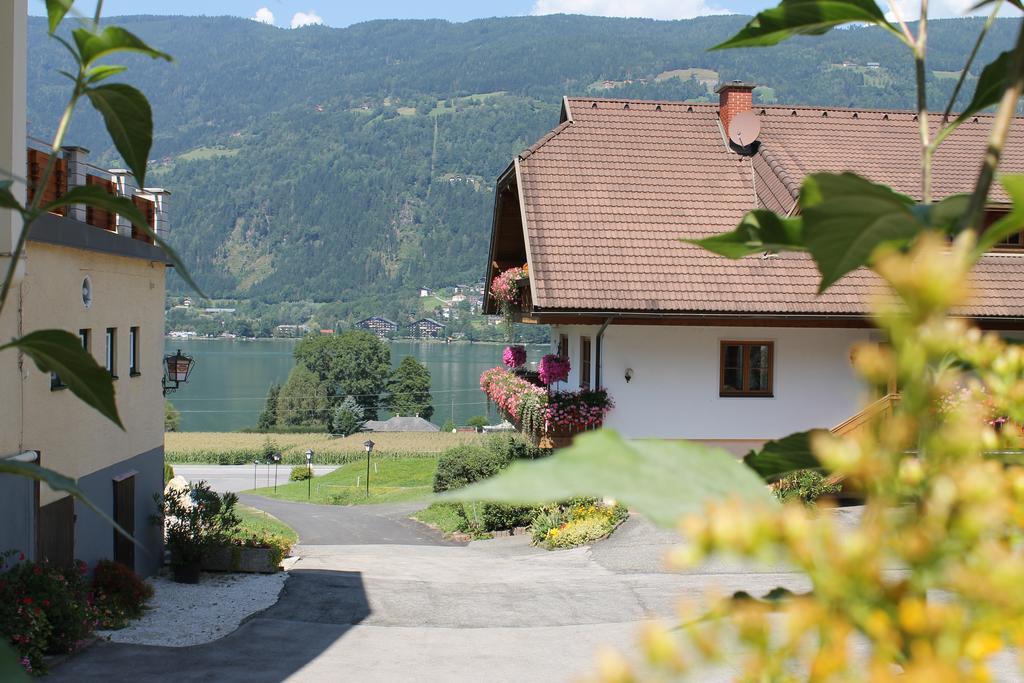 Pension Neuhof オッシアッハ エクステリア 写真