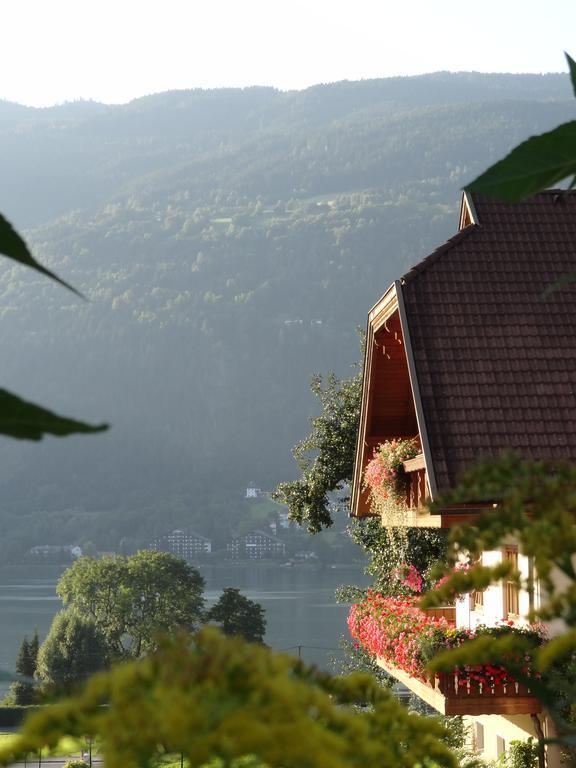 Pension Neuhof オッシアッハ エクステリア 写真